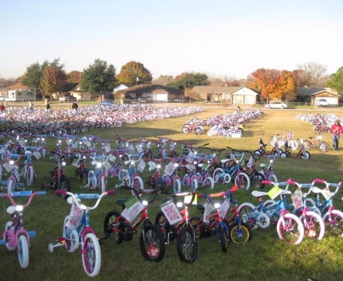 Kids Christmas bikes